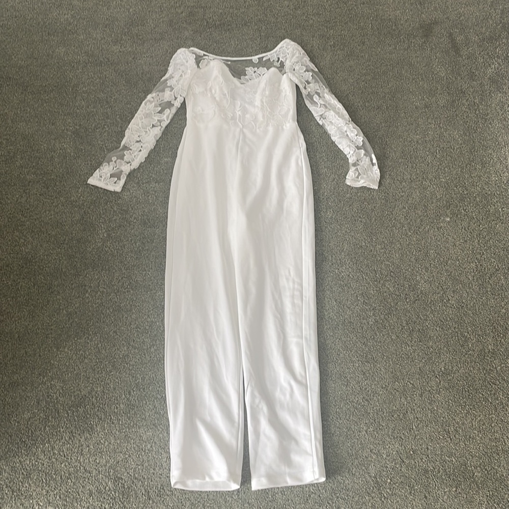 Lulus xs white jumpsuit